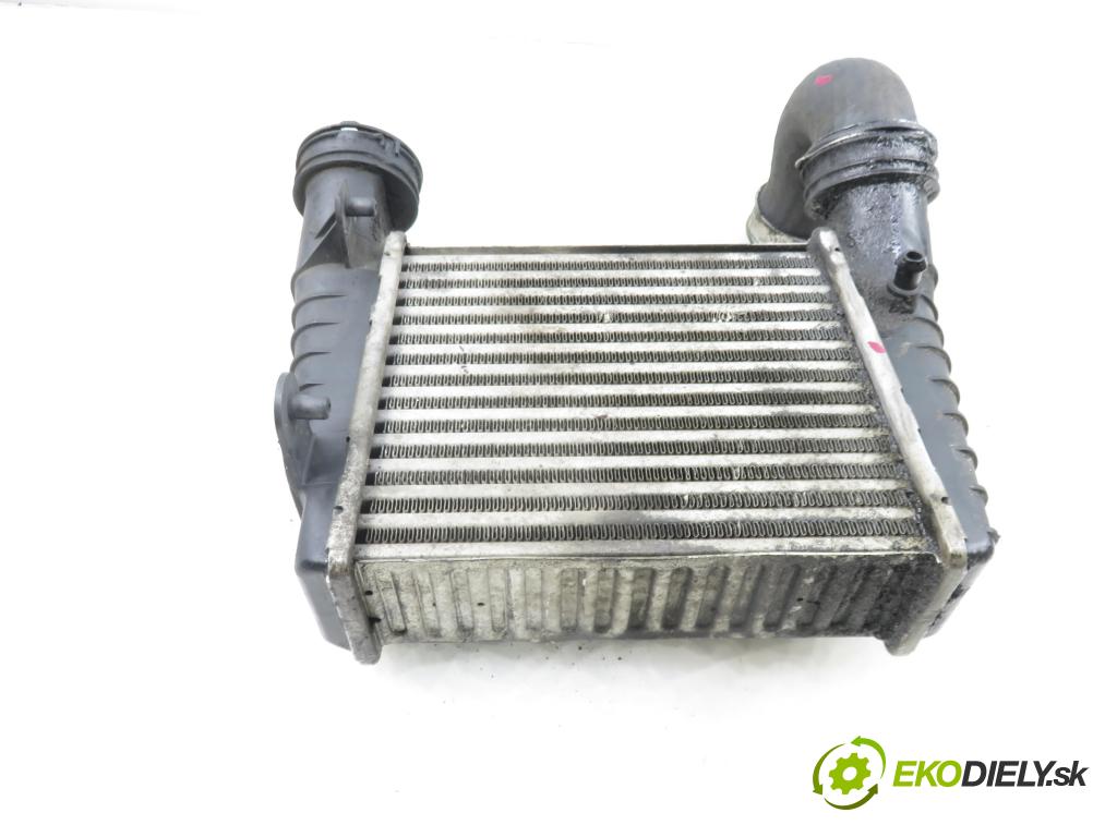 VW PASSAT B5.5 (3B3) SEDAN 2001 96,00 1.9 TDI 4motion - AVF 1896,00 chladič intercooler 8D0145805C