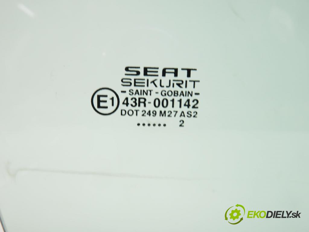 SEAT IBIZA III (6L1) HB 2005 74,00 1.4 16V - AUB 1390,00 Okno PP 3D