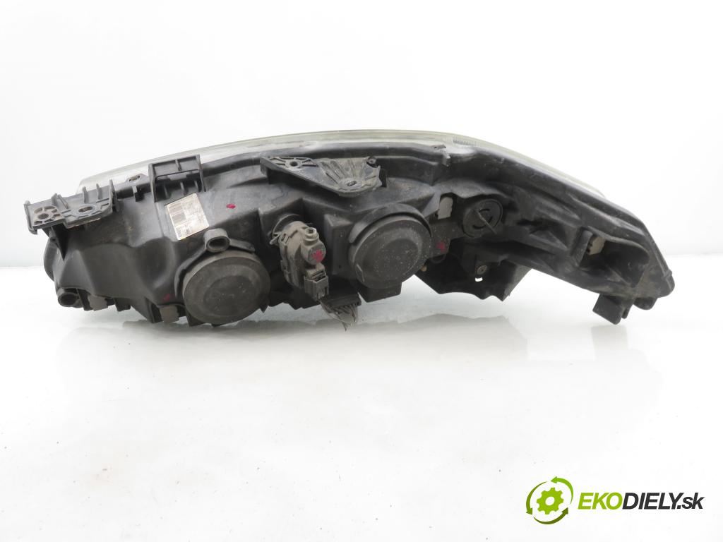RENAULT LAGUNA II Grandtour (KG0/1_) KOMBI 2006 0,00 1.9 dCi (KG12) - F9Q 758 1870,00 světlo PP 8200481197 ; 89900470