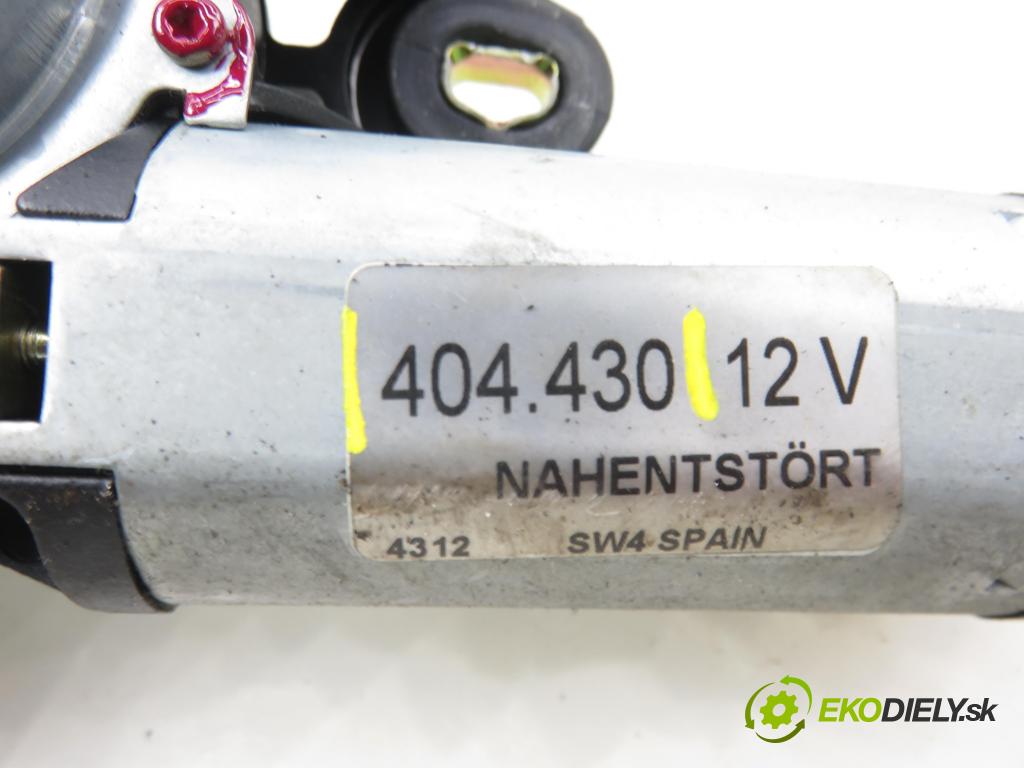 AUDI A3 (8L1) HB 1997 66,00 1.9 TDI - AGR 1896,00 motorek stěrače ZADNÍ: 404430