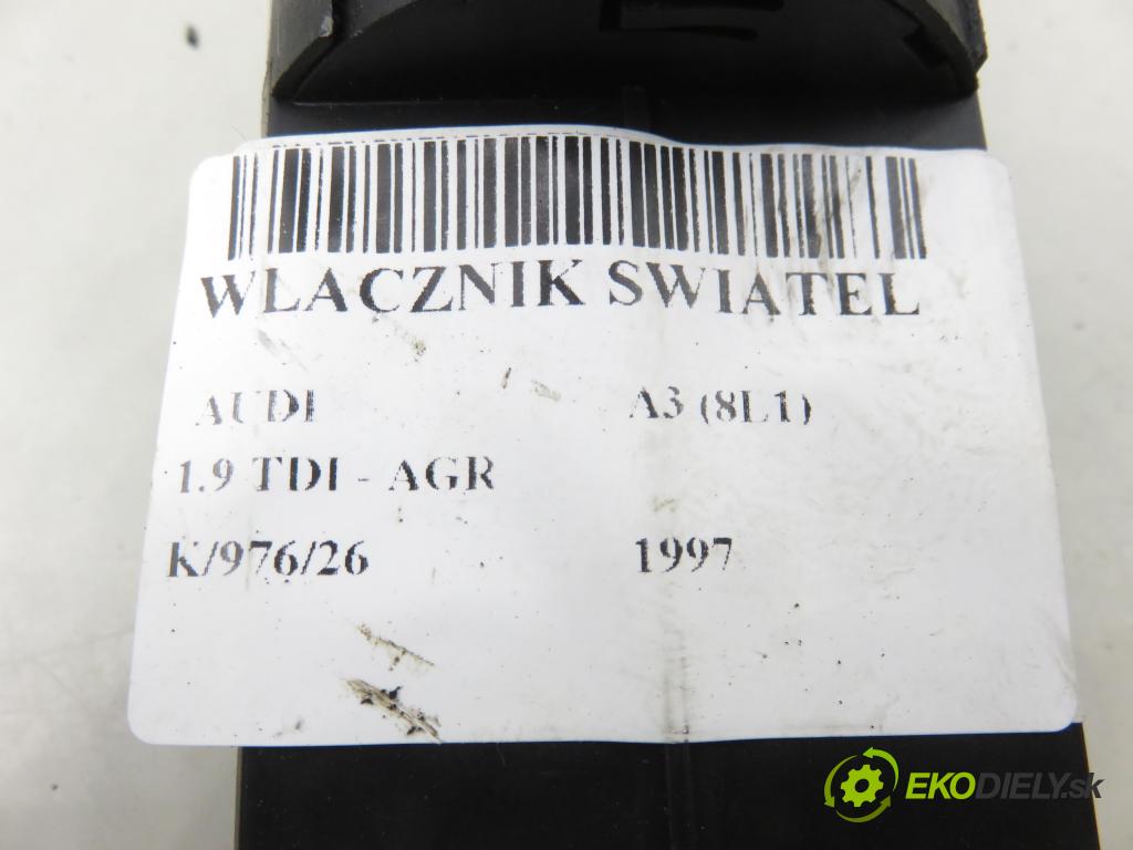 AUDI A3 (8L1) HB 1997 66,00 1.9 TDI - AGR 1896,00 přepínač světla 8L1941531H