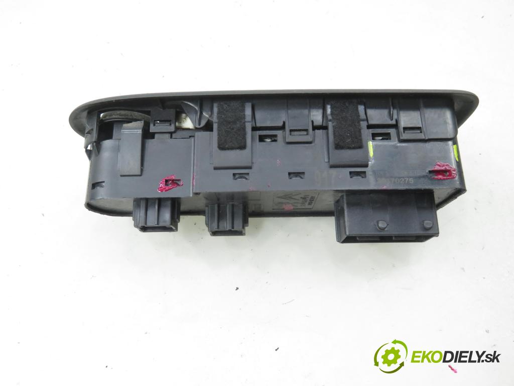 CITROEN C5 III Break (RW_) KOMBI 2009 80,00 1.6 HDi 110 - 9HZ (DV6TED4) 1560,00 Panel ovládania okien 96644917XT