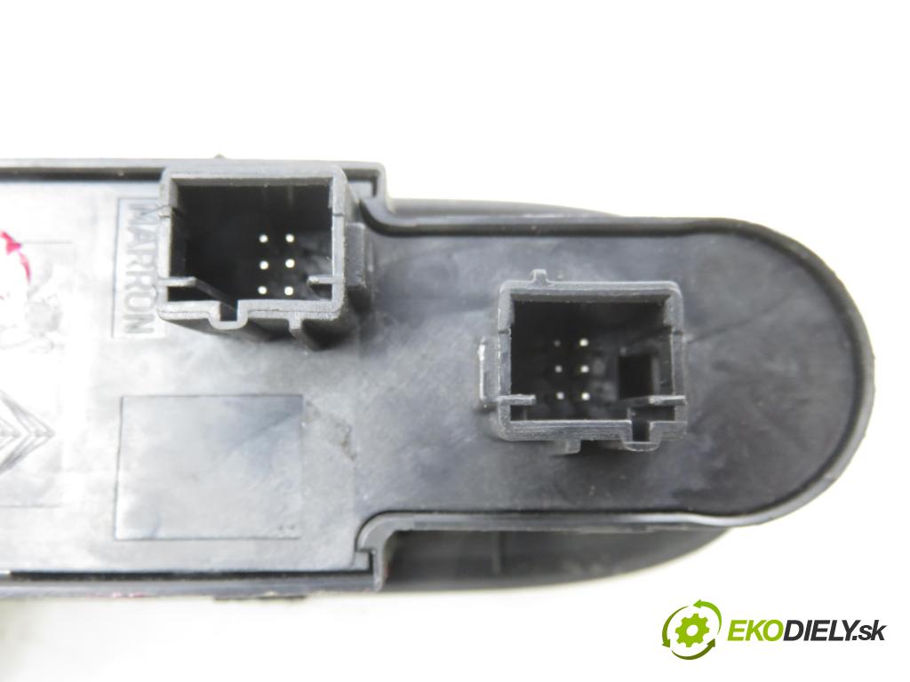 CITROEN C5 III Break (RW_) KOMBI 2009 80,00 1.6 HDi 110 - 9HZ (DV6TED4) 1560,00 Panel ovládania okien 96644917XT
