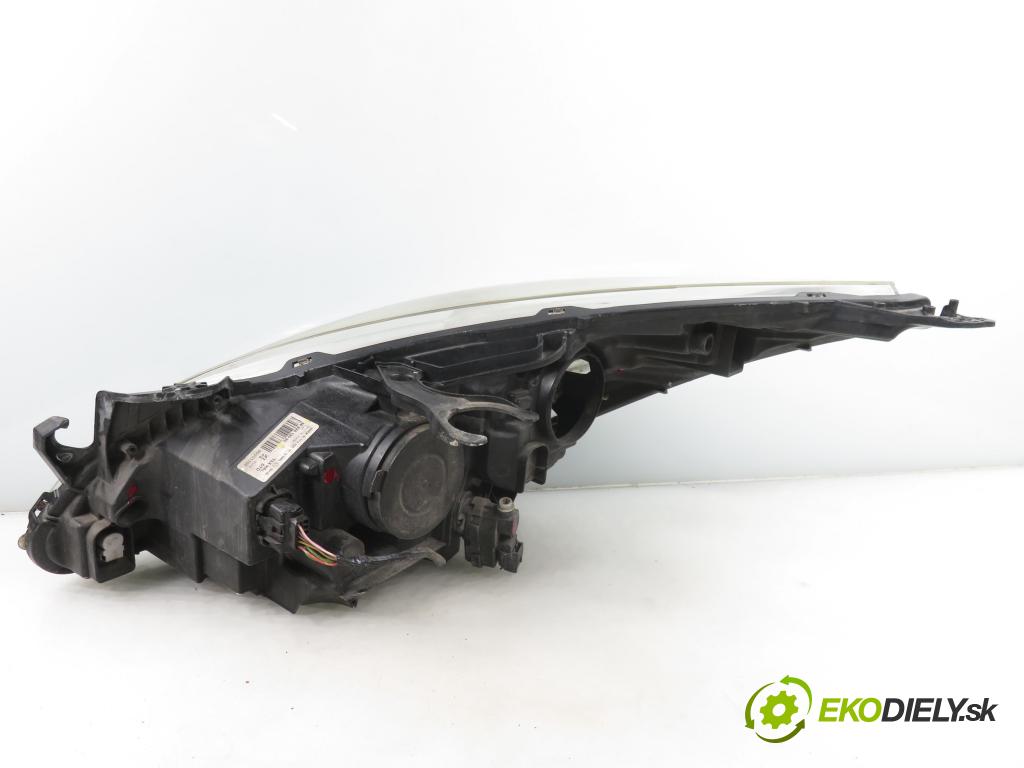 PEUGEOT 5008 (0U_, 0E_) VAN 2010 82,00 1.6 HDi - 9HR (DV6C) 1560,00 Svetlo PP 9682519080