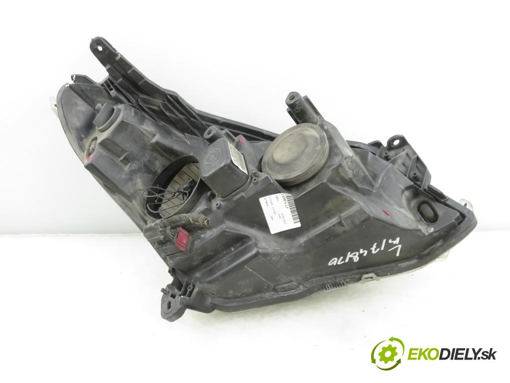 OPEL ASTRA H (A04) HB 2004 59,00 1.7 CDTI - Z 17 DTL 1686,00 světlo LP 24451032
