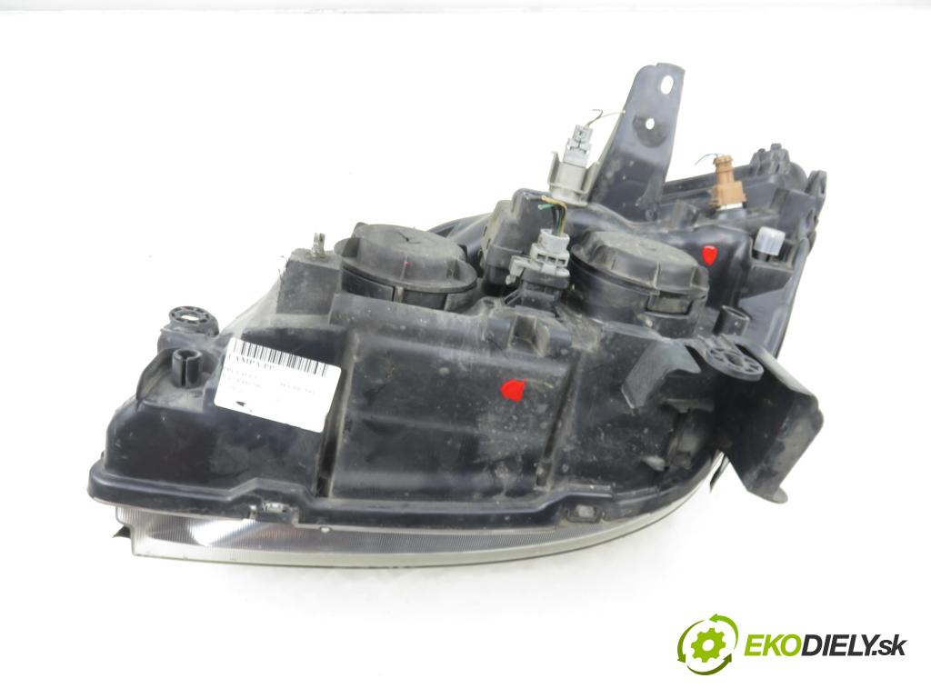RENAULT SCENIC I (JA0/1_) MINIVAN 2001 79,00 1.6 - K4M 706 1598,00 Svetlo PP