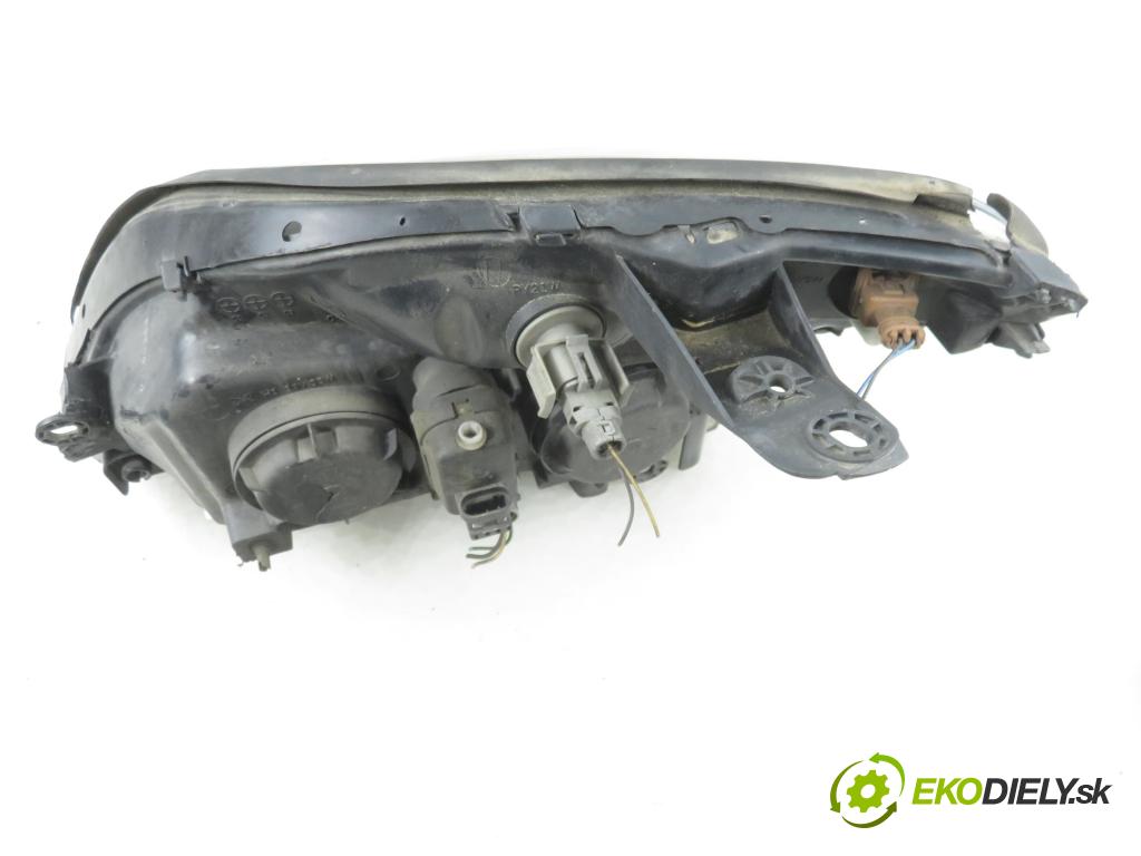 RENAULT SCENIC I (JA0/1_) MINIVAN 2001 79,00 1.6 - K4M 706 1598,00 Svetlo PP