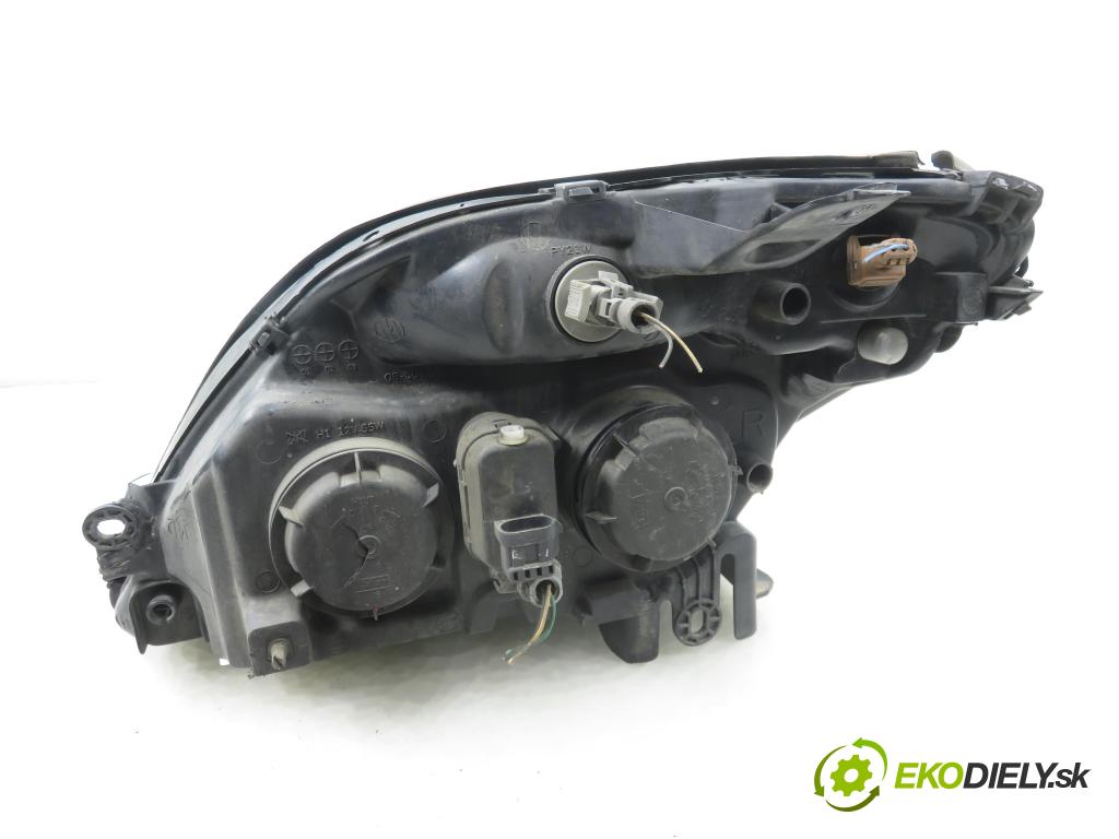 RENAULT SCENIC I (JA0/1_) MINIVAN 2001 79,00 1.6 - K4M 706 1598,00 Svetlo PP