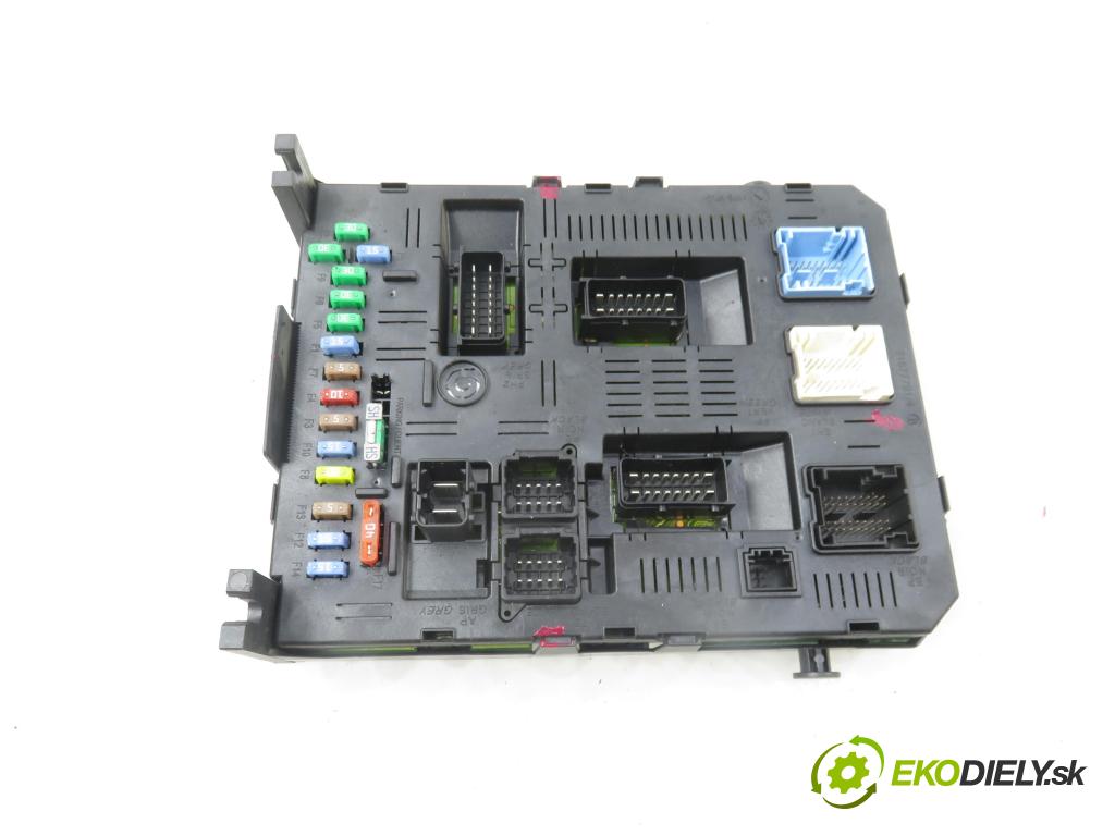 PEUGEOT 307 (3A/C) HB 2005 80,00 1.6 HDi 110 1560,00 MODUL BSI 9660105980