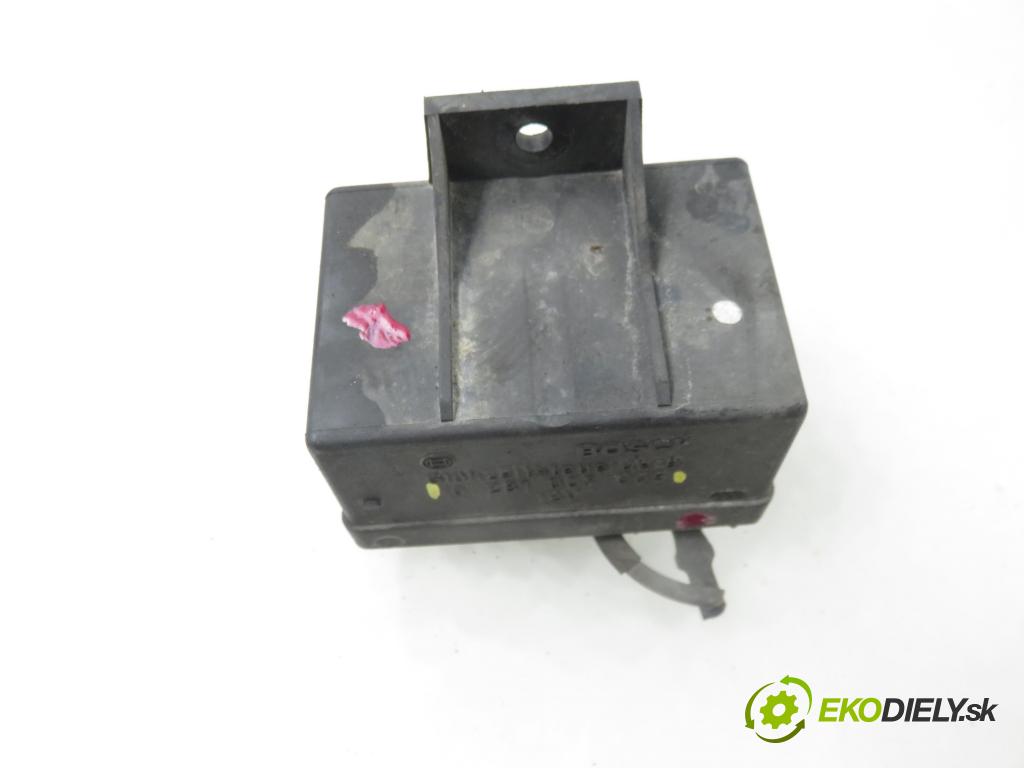 FIAT SCUDO Combinato (220_) MINIVAN 1998 68,00 1.9 TD - D8B 1905,00 RELÉ: JÚN: 0281003005