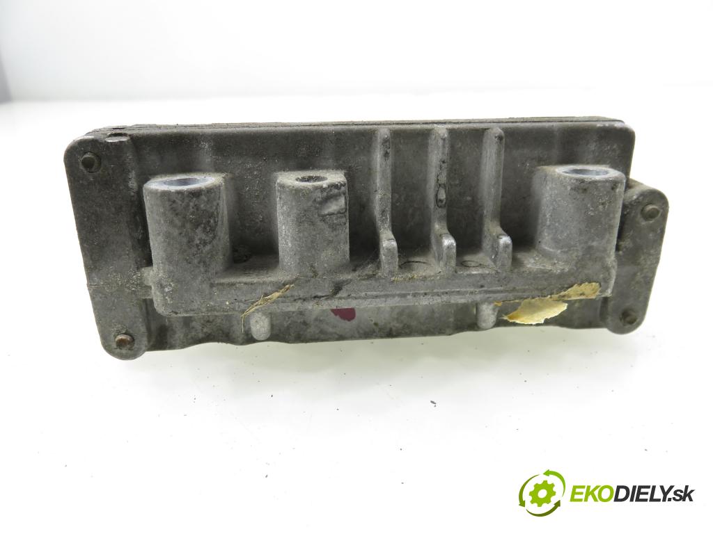 FIAT PUNTO (188_) HB 2003 44,00 1.2 60 (188.030, .050, .130, .150, .230, .250) - 1 1242,00 Riadiaca jednotka Motor 55187377 ; IAW5AFP3 ; 6160065102