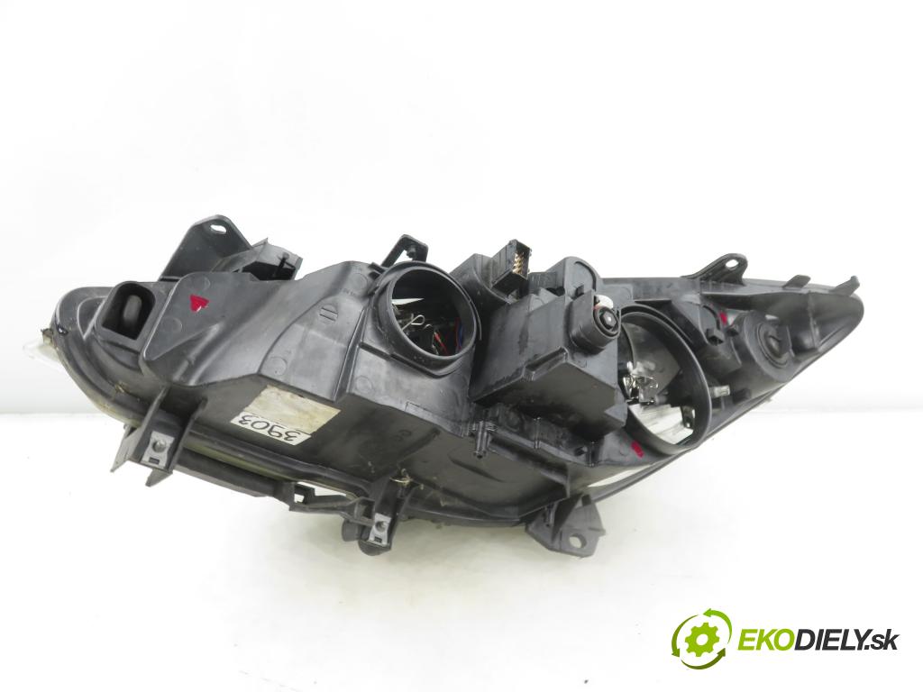 PEUGEOT 307 (3A/C) HB 2005 80,00 1.6 HDi 110 1560,00 světlo PP