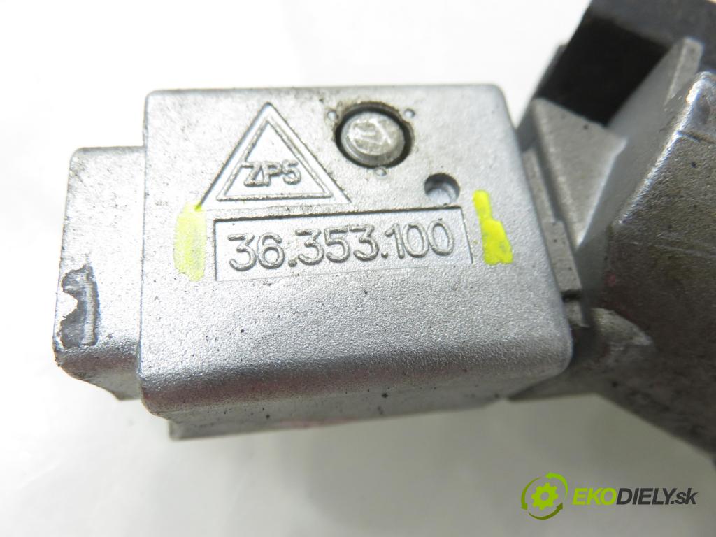 PEUGEOT 307 (3A/C) HB 2005 80,00 1.6 HDi 110 1560,00 spínačka / VLOŽKY 36353100 ; 9648445180