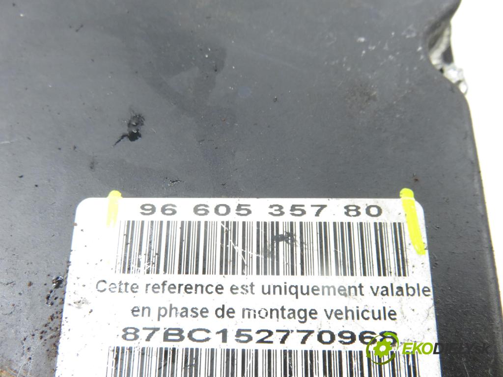 PEUGEOT 307 (3A/C) HB 2005 80,00 1.6 HDi 110 - 9HZ (DV6TED4) 1560,00 pumpa ABS 9660535780 ; 0265950374 ; 9649988180 (Pumpa ABS)