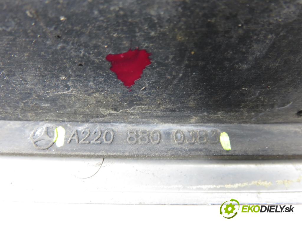 MERCEDES-BENZ KLASA S (W220) SEDAN 2001 0,00 S 500 (220.075, 220.175, 220.875) - M 113.960 4966,00 Mriežka / maska 2208800383