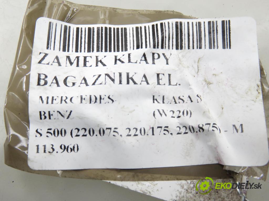 MERCEDES-BENZ KLASA S (W220) SEDAN 2001 0,00 S 500 (220.075, 220.175, 220.875) - M 113.960 4966,00 zámok dverí kufor 2208000478 ; 2208000575