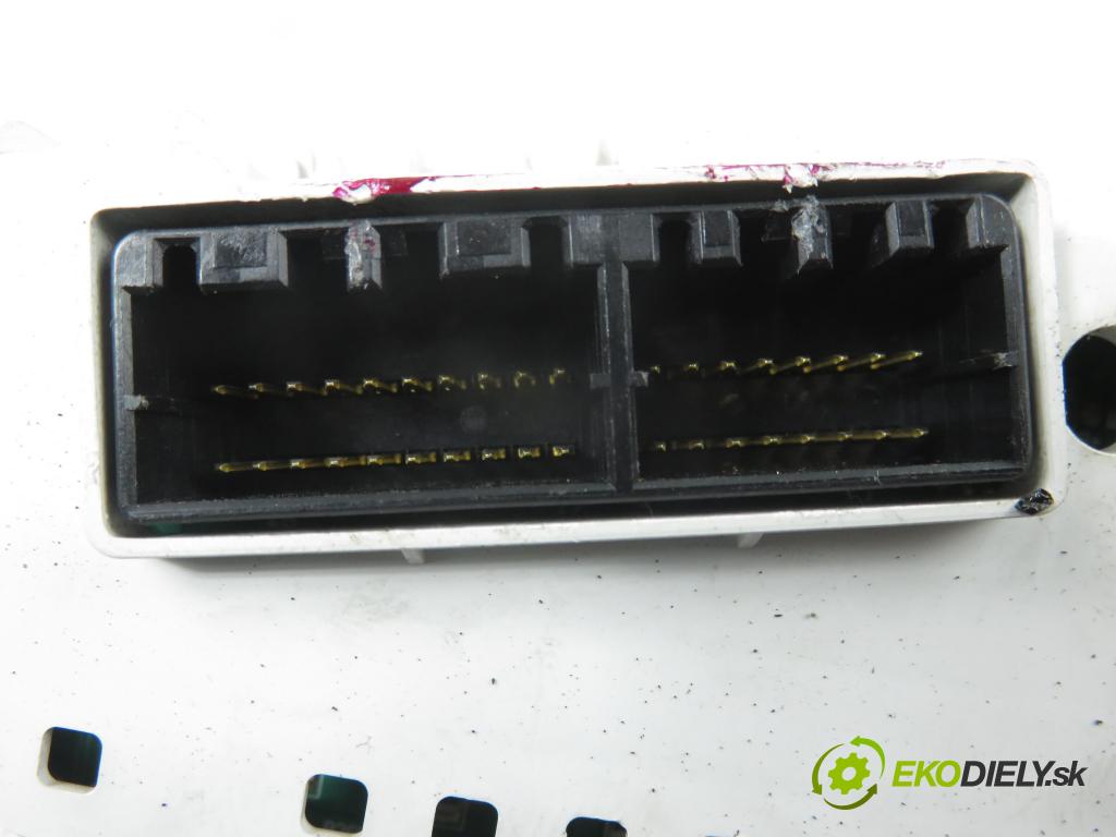 KIA CARNIVAL / GRAND CARNIVAL III (VQ) MINIVAN 2007 136,00 2.9 CRDi - J3 2902,00 prístrojovka elektrický 940034D280