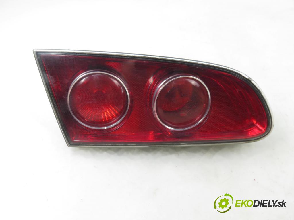 SEAT CORDOBA (6L2) SEDAN 2003 47,00 1.2 - AZQ 1198,00 světlo levé zadní kufr 6L5945093