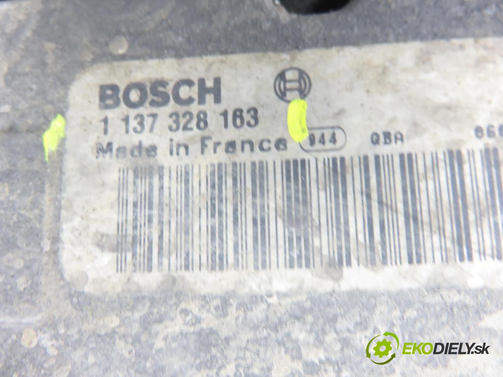 AUDI Q7 (4L) SUV 2008 257,00 4.2 FSI quattro - BAR 4163,00 ventilátor chladič PODNEBÍ / VODA 7L0121203G ; 0130706809 ; 1137328163