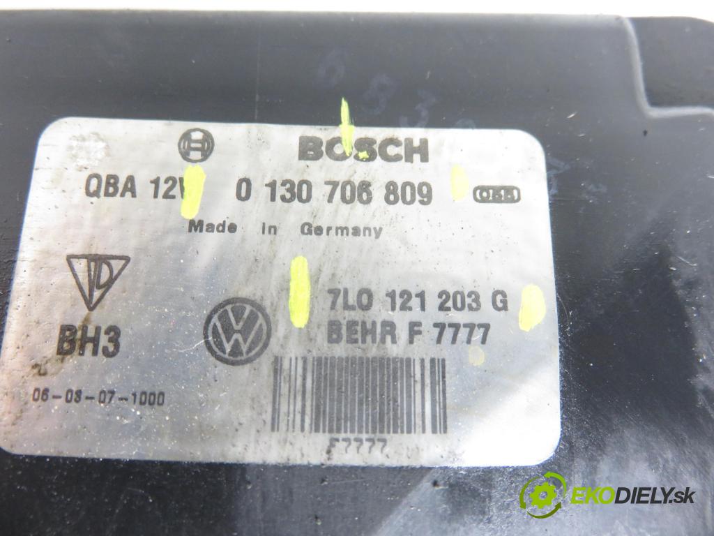 AUDI Q7 (4L) SUV 2008 257,00 4.2 FSI quattro - BAR 4163,00 ventilátor chladič PODNEBÍ / VODA 7L0121203G ; 0130706809 ; 1137328163
