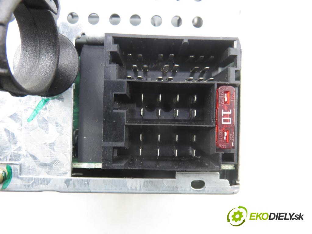 FIAT STILO (192_) HB 2004 76,00 1.6 16V (192_XB1A) - 182 B6.000 1596,00 RADIO CD 735374218 ; 2FCF18C828JA