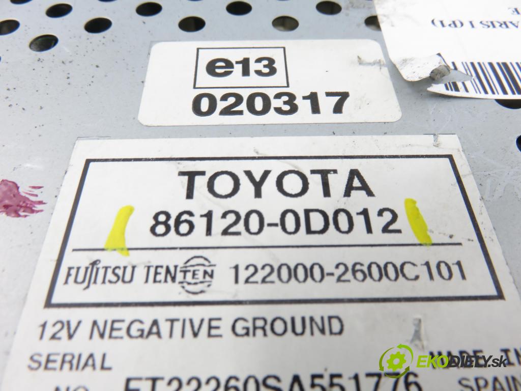 TOYOTA YARIS (_P1_) HB 2002 50,00 1.0 (SCP10_) - 1SZ-FE 998,00 RADIO modul 861200D012