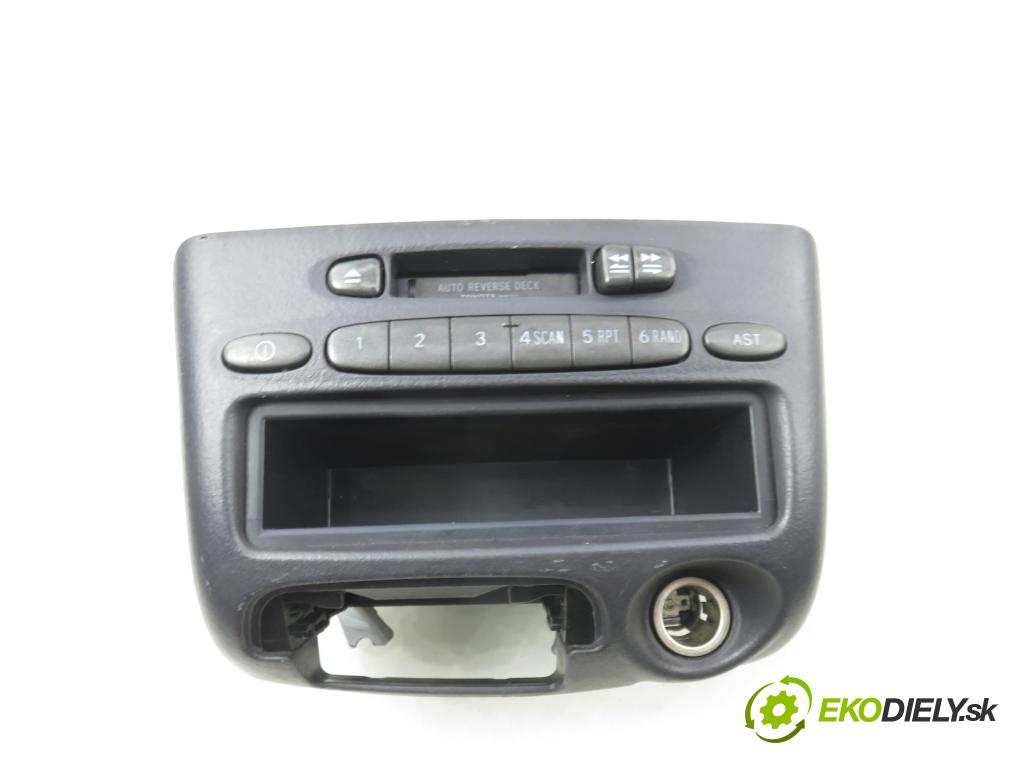 TOYOTA YARIS (_P1_) HB 2002 50,00 1.0 (SCP10_) - 1SZ-FE 998,00 RADIO modul 861200D012