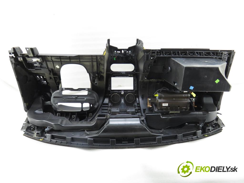 NISSAN QASHQAI / QASHQAI +2 I (J10, JJ10) CROSSOVER 2007 104,00 2.0 AWD - MR20DE 1997,00 palubovka