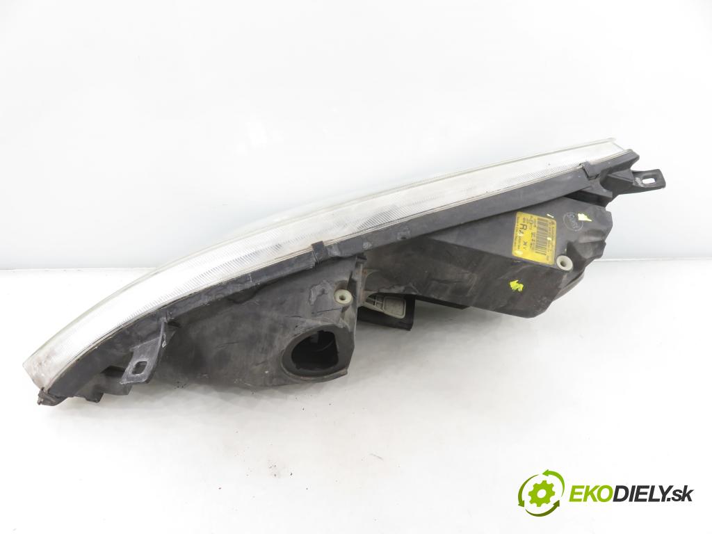MITSUBISHI COLT VI (Z3_A, Z2_A) HB 2005 80,00 1.5 - 4A91 1499,00 Svetlo PP MR957354 ; 0301208202