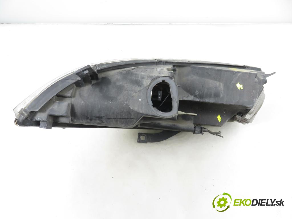 MITSUBISHI COLT VI (Z3_A, Z2_A) HB 2005 80,00 1.5 - 4A91 1499,00 Svetlo PP MR957354 ; 0301208202
