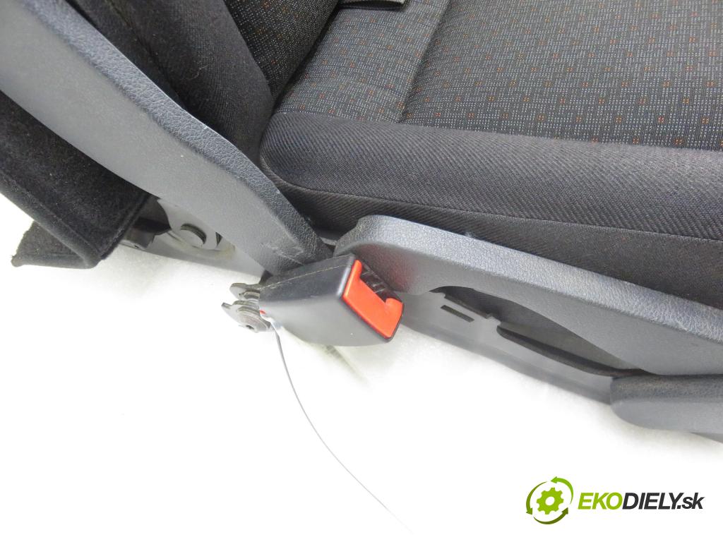 FORD S-MAX (WA6) MINIVAN 2007 107,00 2 - AOWB 1999,00 sedadlo 3 ŘÁDEK levý