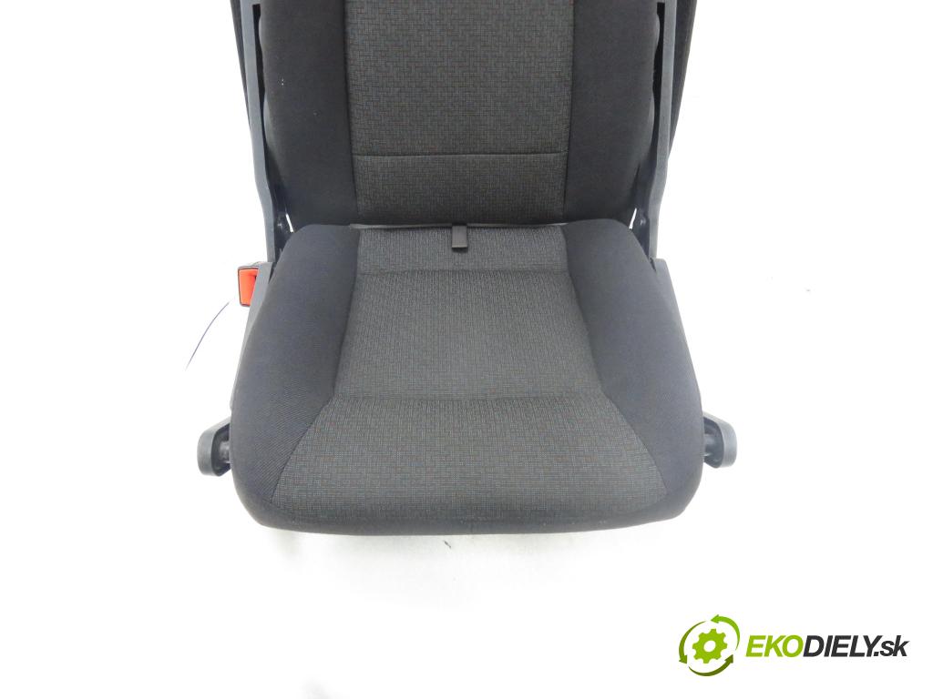 FORD S-MAX (WA6) MINIVAN 2007 107,00 2 - AOWB 1999,00 sedadlo 3 ŘÁDEK levý