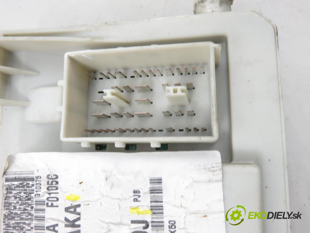 FORD FOCUS C-MAX (DM2) MINIVAN 2007 74,00 1.6 - HWDA 1596,00 MODUL BSI 6M5T14014AKAQ ; 4M5T14A073DJ