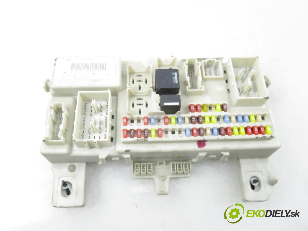 FORD FOCUS C-MAX (DM2) MINIVAN 2007 74,00 1.6 - HWDA 1596,00 MODUL BSI 6M5T14014AKAQ ; 4M5T14A073DJ