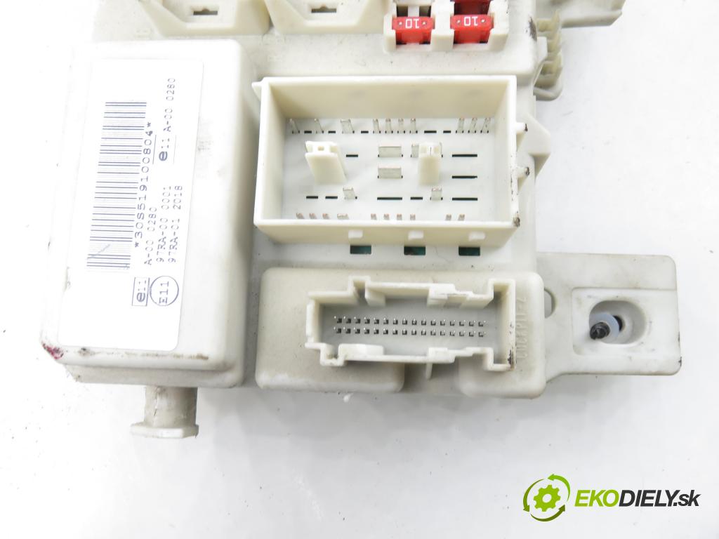 FORD FOCUS C-MAX (DM2) MINIVAN 2007 74,00 1.6 - HWDA 1596,00 MODUL BSI 6M5T14014AKAQ ; 4M5T14A073DJ