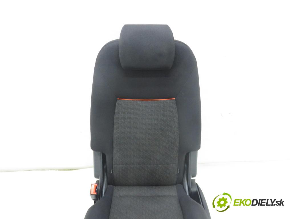 FORD S-MAX (WA6) MINIVAN 2007 107,00 2 - AOWB 1999,00 sedadlo 2 ŘÁDEK pravý