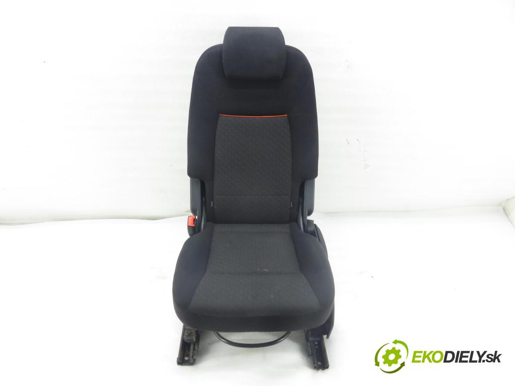FORD S-MAX (WA6) MINIVAN 2007 107,00 2 - AOWB 1999,00 sedadlo 2 ŘÁDEK pravý