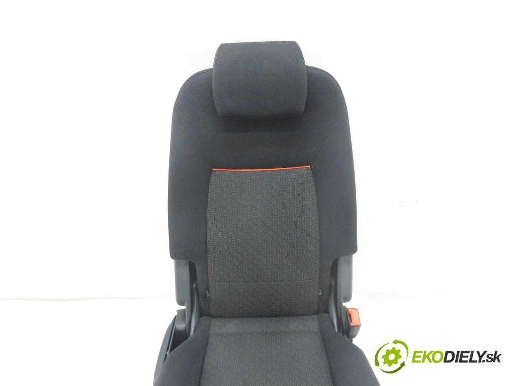 FORD S-MAX (WA6) MINIVAN 2007 107,00 2 - AOWB 1999,00 sedadlo 2 ŘÁDEK levý