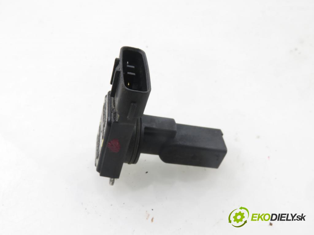 TOYOTA COROLLA Verso (ZER_, ZZE12_, R1_) MINIVAN 2005 85,00 2.0 D-4D (CUR10_) - 1CD-FTV 1995,00 váha vzduchu vzduchu 2220427010 ; AFH70M23