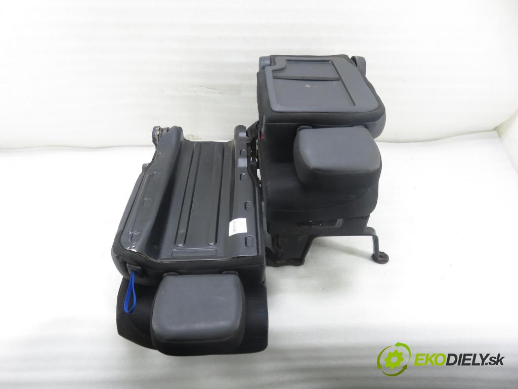 CITROEN BERLINGO Nadwozie pełne/minivan (B9) FURGON 2011 55,00 1.6 HDi / BlueHDi 75 - 9HN (DV6ETED) 1560,00 Sedadlo CESTUJÚCI/PP