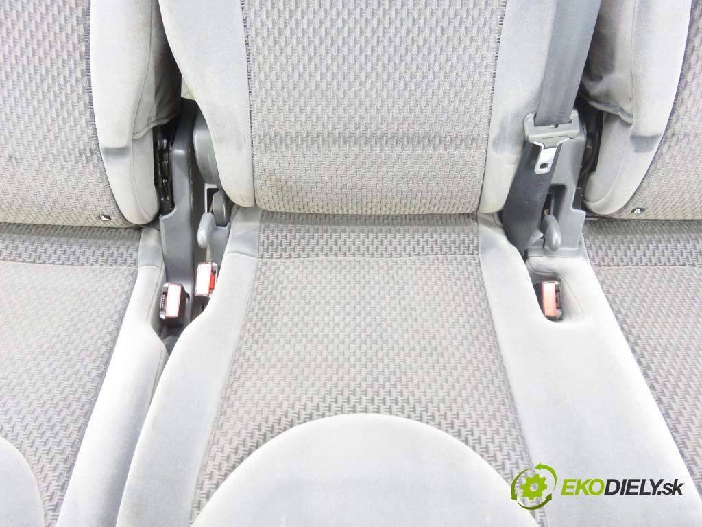 FIAT SCUDO (270_, 272_) BUS 2010 100,00 2.0 D Multijet - RHR 1997,00 Sedadlá, sedačky Sedadlo