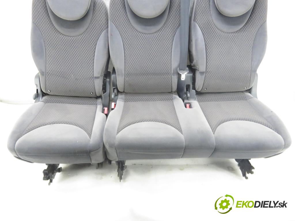 FIAT SCUDO (270_, 272_) BUS 2010 100,00 2.0 D Multijet - RHR 1997,00 Sedadlá, sedačky Sedadlo