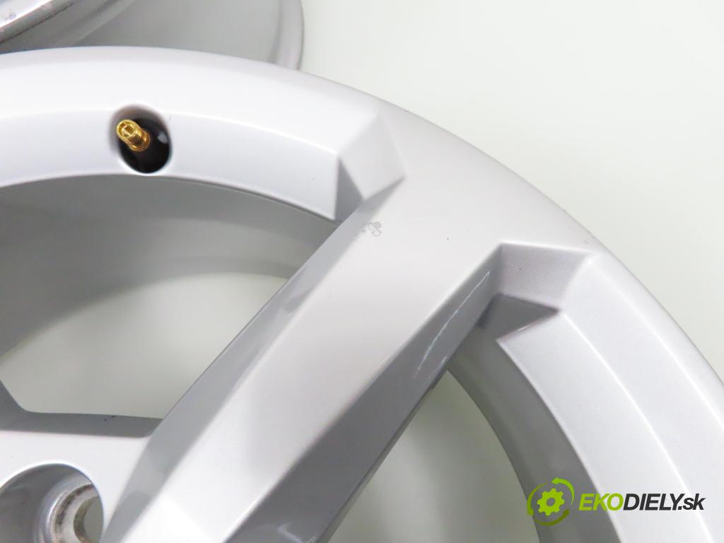 AUDI 0 disky / disk 81A601025