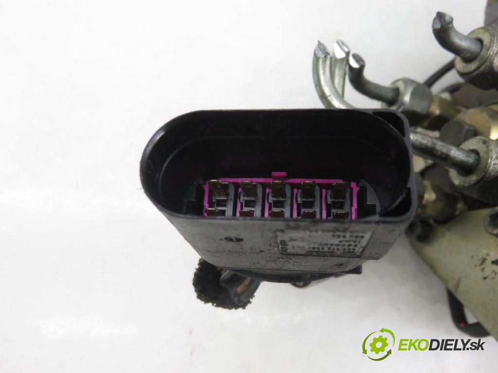 SEAT LEON (1M1) HB 2000 81,00 1.9 TDI 110 - ASV 1896,00 Pumpa vstrekovacia 0460404977 ; 038130107D (Vstrekovacie čerpadlo)