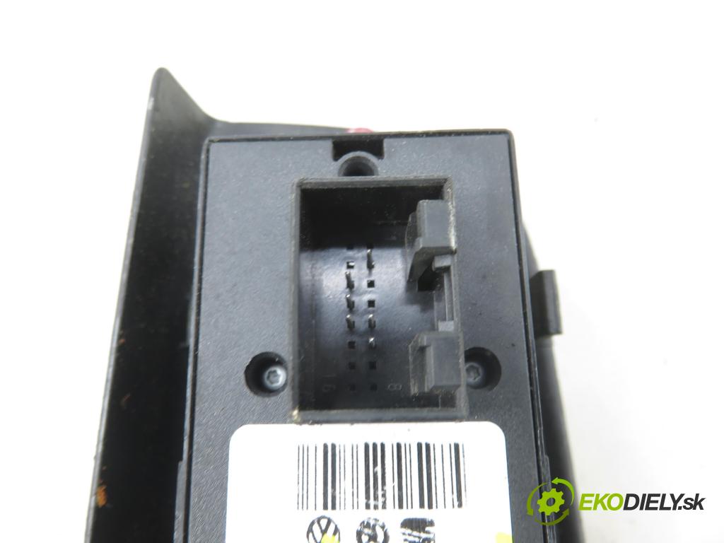 VW GOLF IV (1J1) HB 2000 55,00 1.4 16V - AXP 1390,00 Panel ovládania okien 1J3959857B