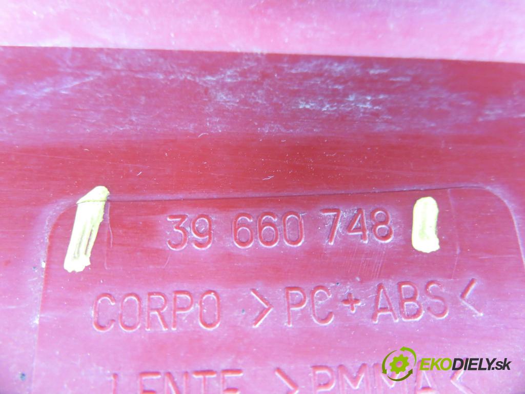 FIAT SEICENTO / 600 (187_) HB 1999 29,00 0.9 (187AXA, 187AXA1A) - 1170 A1.046 899,00 Svetlo pravé zadné 39660748