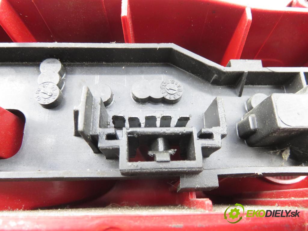 FIAT SEICENTO / 600 (187_) HB 1999 29,00 0.9 (187AXA, 187AXA1A) - 1170 A1.046 899,00 Svetlo pravé zadné 39660748