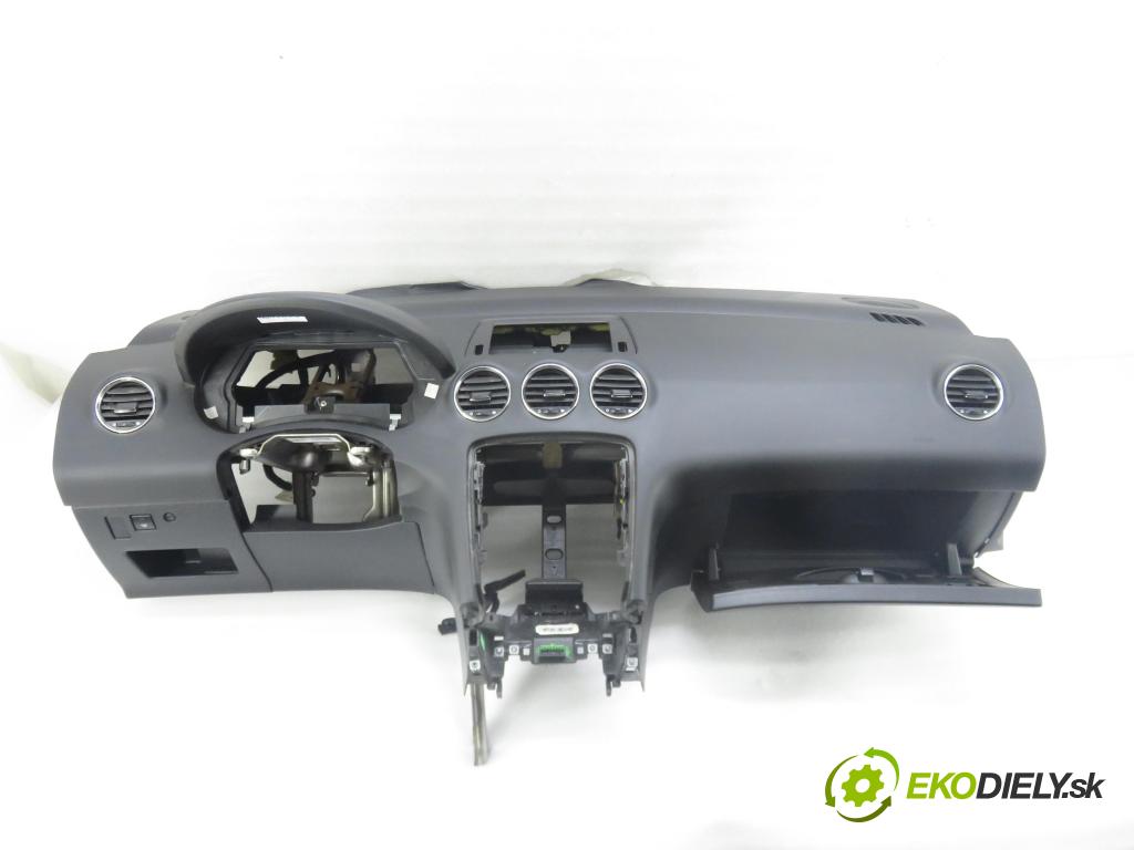 PEUGEOT 308 (4A_, 4C_) HB 2012 0,00 1.6 HDi - 9HR (DV6C) 1560,00 palubovka