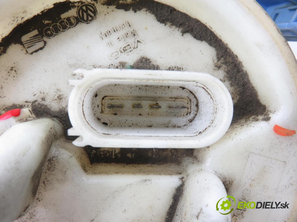 VW PASSAT B5 Variant (3B5) KOMBI 1997 74,00 1.6 - ADP 1595,00 pumpa paliva 8E0906087D