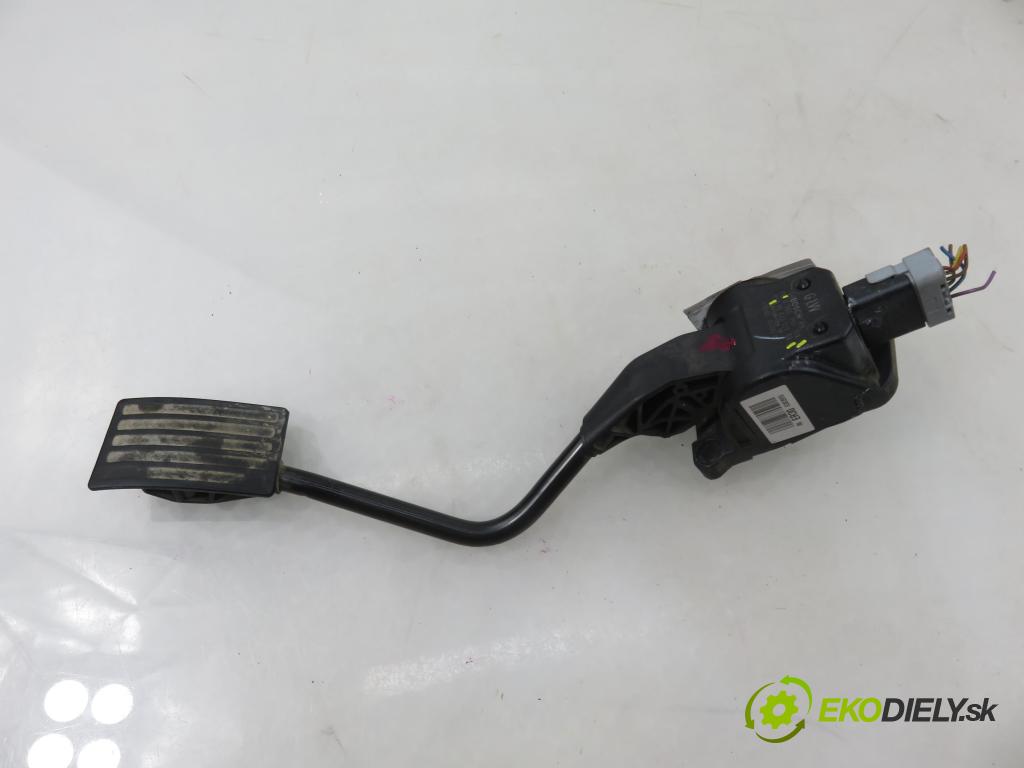 CITROEN C5 III Break (RW_) KOMBI 2010 177,00 3.0 HDi 240 - DT20C 2993,00 Potenciometer plynu 9686212980 ; 0280755159 (Potenciometer plynového pedálu)